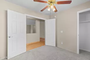 8194 N Iron Ridge Dr, Tucson, AZ 85743 - Photo 42