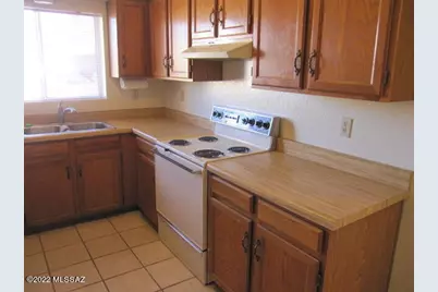 8162 E Rivenoak Drive, Tucson, AZ 85715 - Photo 6