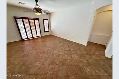 8229 W Zlacket Drive, Tucson, AZ 85757 - Photo 6