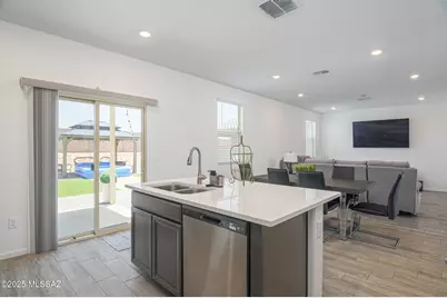 7121 W Vineridge Drive, Tucson, AZ 85757 - Photo 22