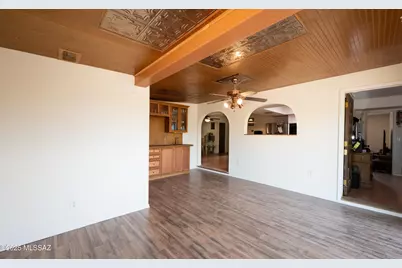 7327 N Iron Bell Place, Tucson, AZ 85741 - Photo 6