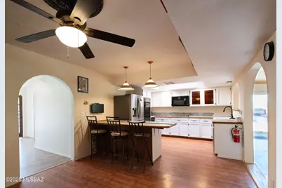 7327 N Iron Bell Place, Tucson, AZ 85741 - Photo 4