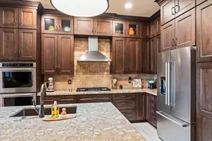 12072 N Portico Pl, Oro Valley, AZ 85755 - Photo 4