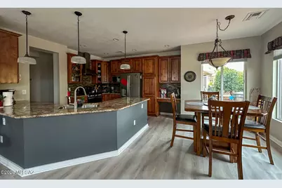 2443 E Nasturtium Street, Oro Valley, AZ 85755 - Photo 4