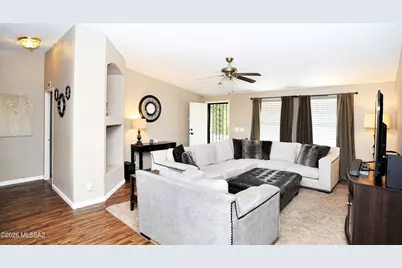 9058 N Valhalla Drive, Tucson, AZ 85743 - Photo 14