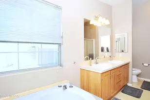 9058 N Valhalla Dr, Tucson, AZ 85743 - Photo 26