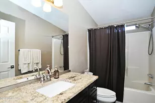 9058 N Valhalla Dr, Tucson, AZ 85743 - Photo 28