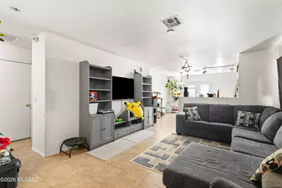 1562 E Monrovia Place, Tucson, AZ 85706 - Photo 6