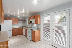 925 N Venice Ave, Tucson, AZ 85711 - Photo 10