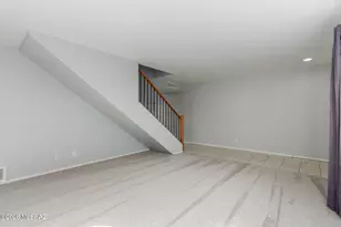 925 N Venice Ave, Tucson, AZ 85711 - Photo 8