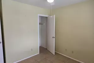 641 W la Pasadita St, Tucson, AZ 85705 - Photo 12