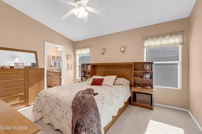 13231 N Classic Overlook Court, Oro Valley, AZ 85755 - Photo 16