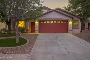12741 N Crooked Willow Dr, Marana, AZ 85653 - Photo 2