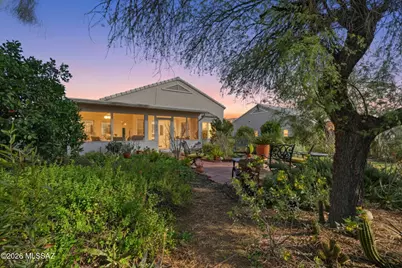 3671 W Meadow Briar Drive, Tucson, AZ 85741 - Photo 2