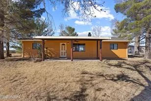 13201 S Falling Star Ln, Pearce, AZ 85625 - Photo 2