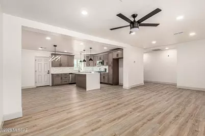 2032 E Florence Drive, Tucson, AZ 85719 - Photo 6