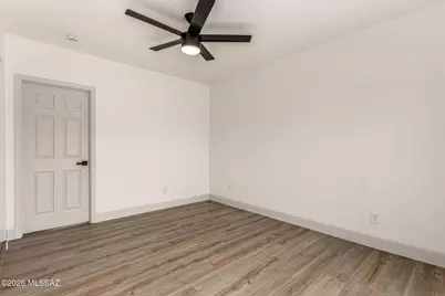 2032 E Florence Drive, Tucson, AZ 85719 - Photo 16