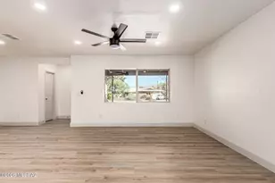 2032 E Florence Dr, Tucson, AZ 85719 - Photo 4