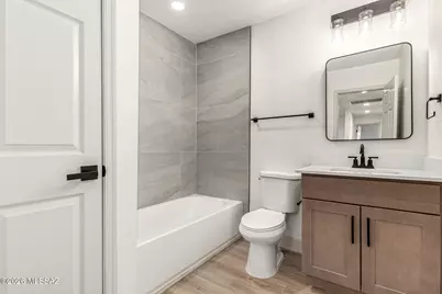 2032 E Florence Drive, Tucson, AZ 85719 - Photo 28