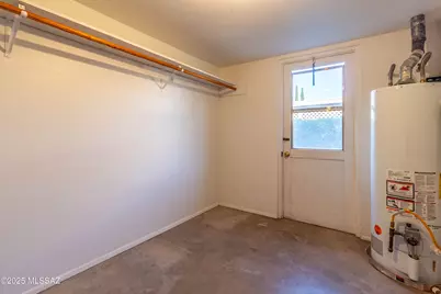 7426 E Montecito Drive, Tucson, AZ 85710 - Photo 32