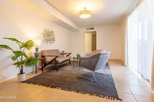 7426 E Montecito Dr, Tucson, AZ 85710 - Photo 10