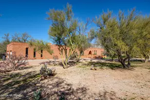 710 W Burton Dr, Tucson, AZ 85704 - Photo 4