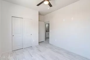 4205 N 16th Pl, Tucson, AZ 85705 - Photo 8