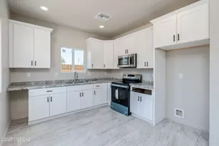 4205 N 16th Pl, Tucson, AZ 85705 - Photo 12