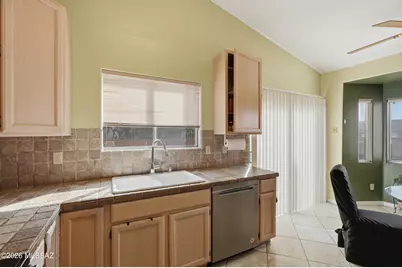 190 W Greer Lane, Tucson, AZ 85704 - Photo 16