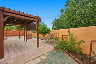 200 W Greer Ln, Tucson, AZ 85704 - Photo 1