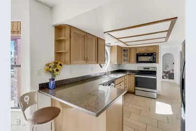 5081 N Bear Canyon Road, Tucson, AZ 85749 - Photo 4