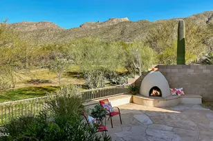 5149 N Pinnacle Point Dr, Tucson, AZ 85749 - Photo 2