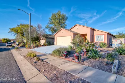 2579 E Paseo La Tierra Buena, Tucson, AZ 85706 - Photo 2