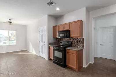 20902 E Frontier Road, Red Rock, AZ 85145 - Photo 12