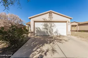 2595 E Warwick Castle Ln, Tucson, AZ 85706 - Photo 1