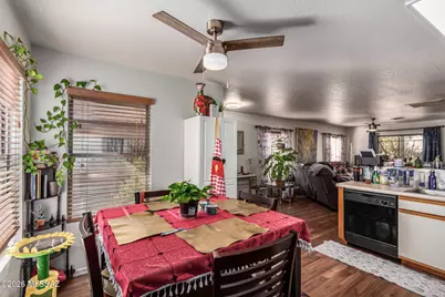 2595 E Warwick Castle Lane, Tucson, AZ 85706 - Photo 8