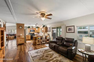 105 W Mora Dr, Green Valley, AZ 85614 - Photo 12