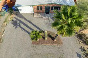 5549 E 2nd St, Tucson, AZ 85711 - Photo 4