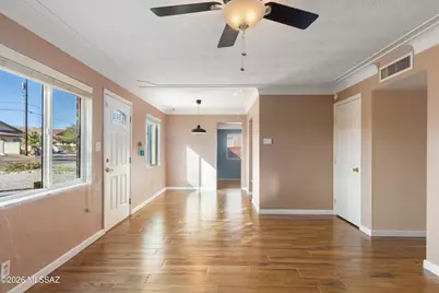 5549 E 2nd Street, Tucson, AZ 85711 - Photo 10