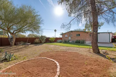 5549 E 2nd Street, Tucson, AZ 85711 - Photo 42