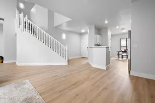 127 W Camino Rio Chiquito, Sahuarita, AZ 85629 - Photo 6