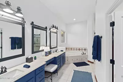 9801 N Ridge Shadow Place, Tucson, AZ 85704 - Photo 12