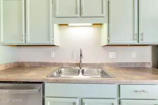 1311 W Calle Serrano, Green Valley, AZ 85622 - Photo 12