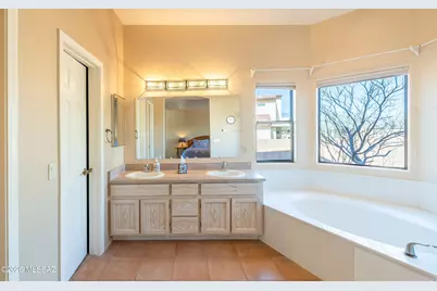 250 N Eastern Slope Loop, Tucson, AZ 85748 - Photo 20
