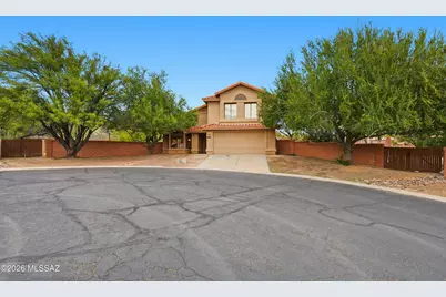 10290 N Krauswood Lane, Oro Valley, AZ 85737 - Photo 1