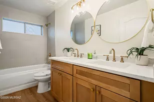 1054 W Squawbush Ct, Tucson, AZ 85737 - Photo 26