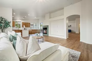 1054 W Squawbush Ct, Tucson, AZ 85737 - Photo 18