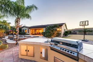 1590 W Copper Sky Dr, Oro Valley, AZ 85737 - Photo 2