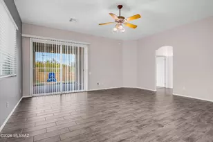 1252 S Desert Vista Dr, Tucson, AZ 85748 - Photo 10