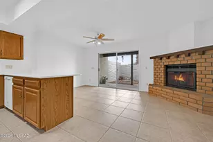 7456 E Covey Dr, Tucson, AZ 85750 - Photo 10